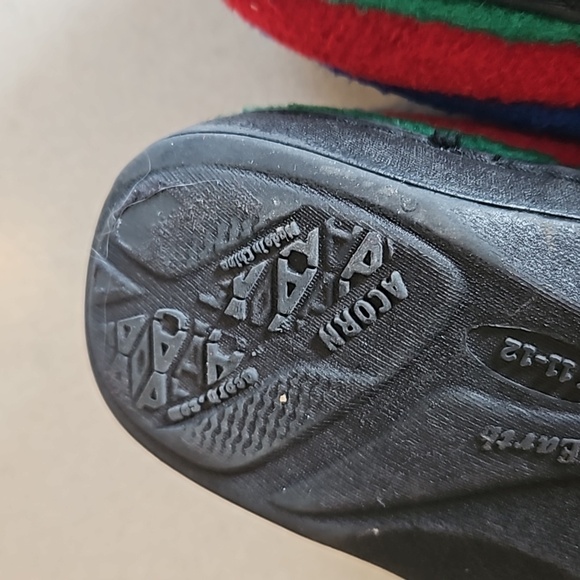 Acorn monster slippers 11/12 - Picture 11 of 11